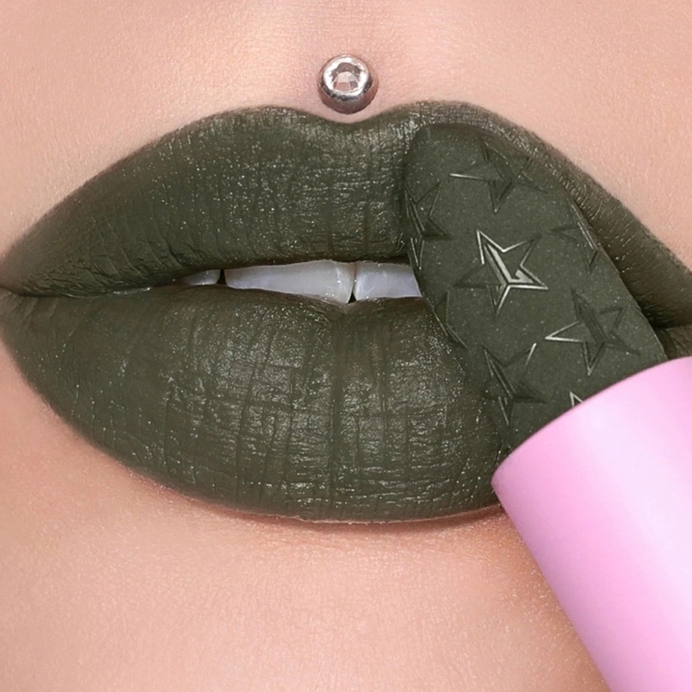 Jeffree Star Velvet Trap Lipstick